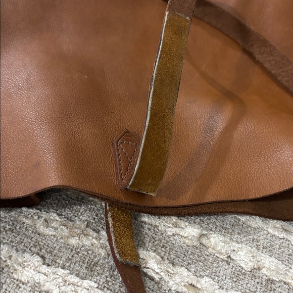 Madewell The Transport 
 Tan Leather Tote Bag - Picture 9 of 16
